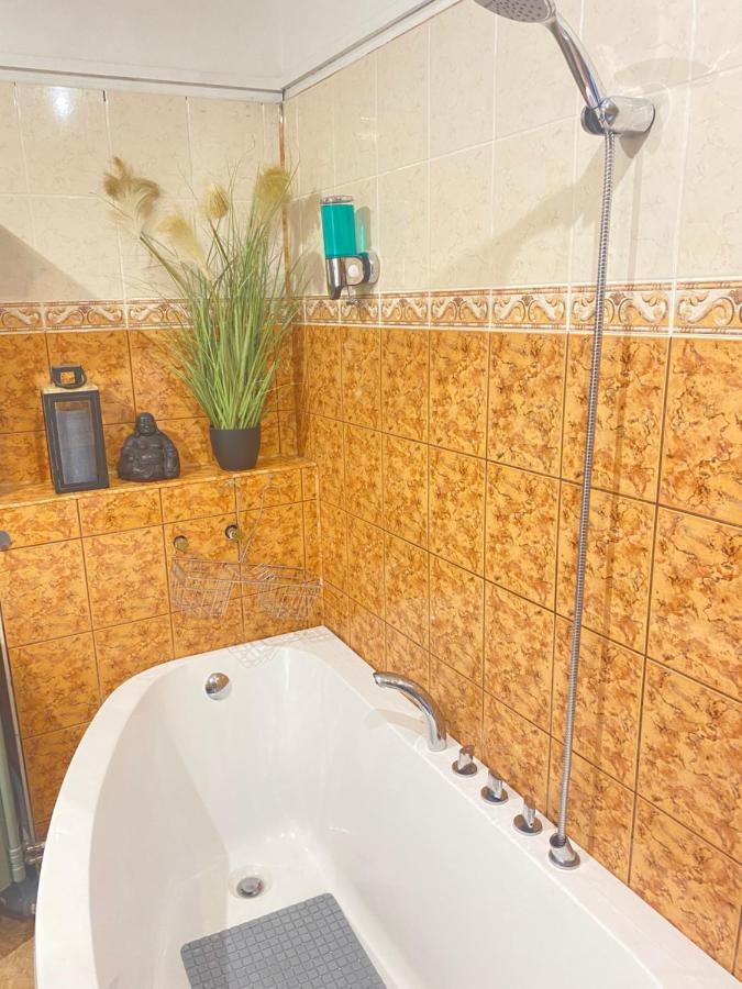 Cosy 2 Room 55M2 Centric 10Min To Old Town Ac Riga Dış mekan fotoğraf